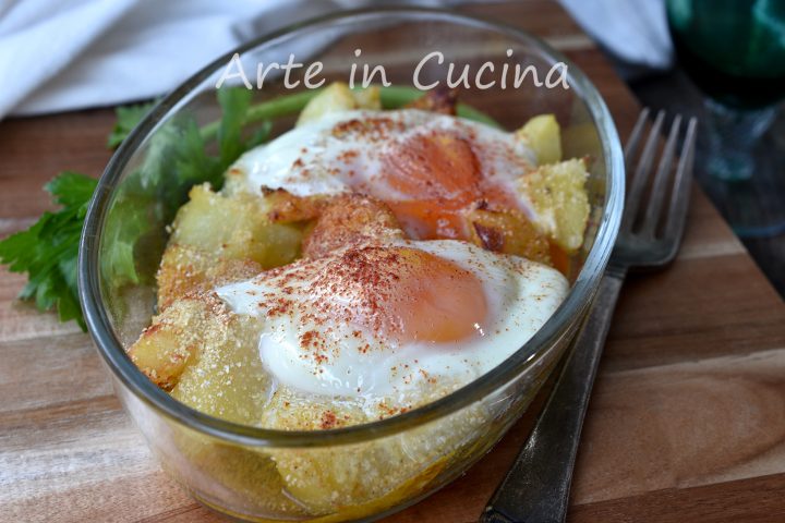 Uova con patate al forno