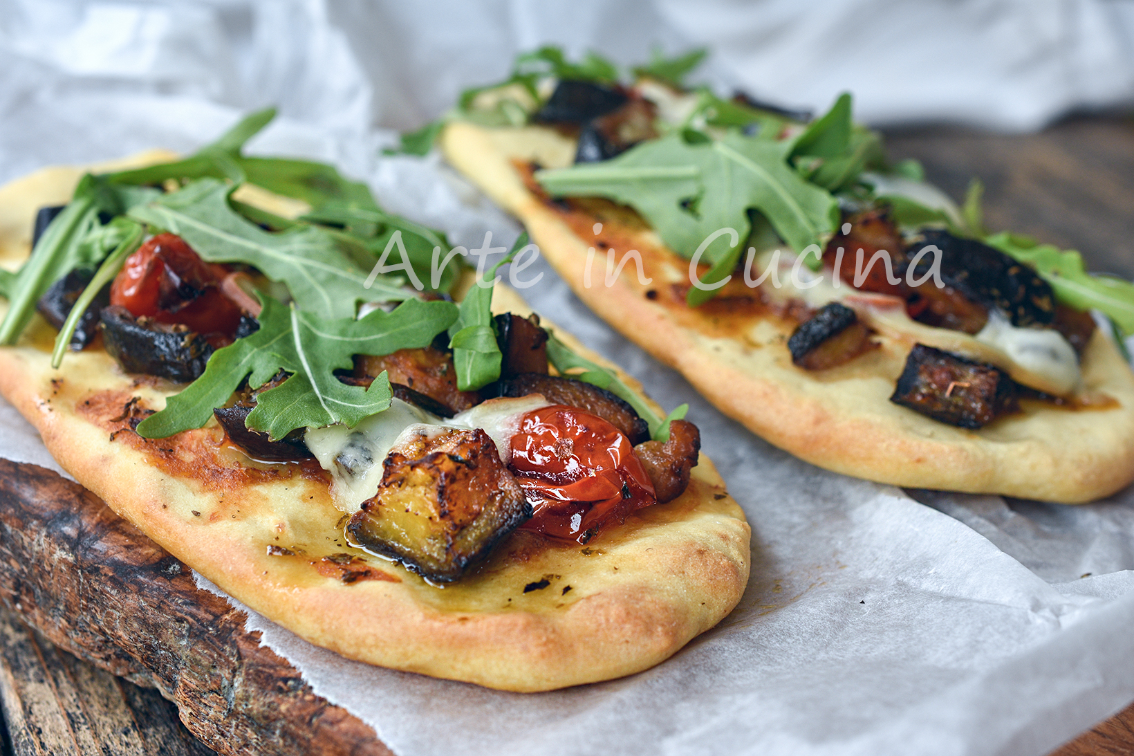 Spianatine di pizza con melanzane veloci