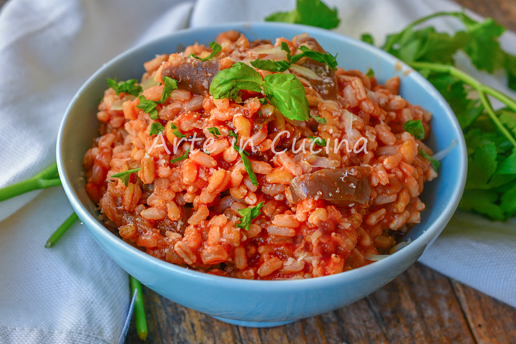 Farro e riso alla norma con melanzane