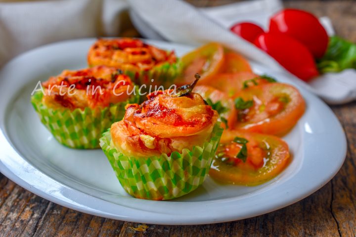 Rose di sfoglia alla pizza antipasto veloce