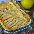 Torta della nonna alle mele con sfoglia e crema