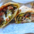 Calzone salsiccia e carciofi Calzone salsiccia e carciofi