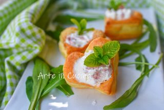 Vol au vent a forma di cuore antipasto veloce