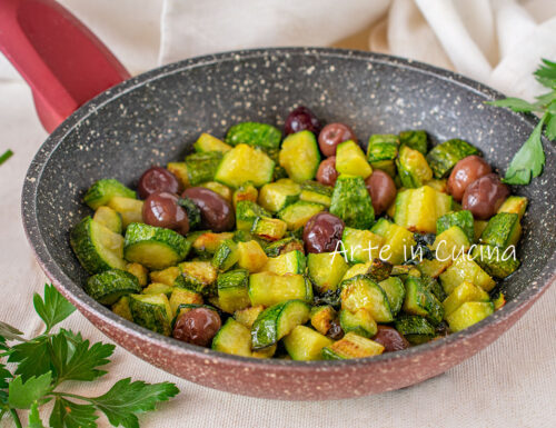 Zucchine olive e capperi contorno veloce