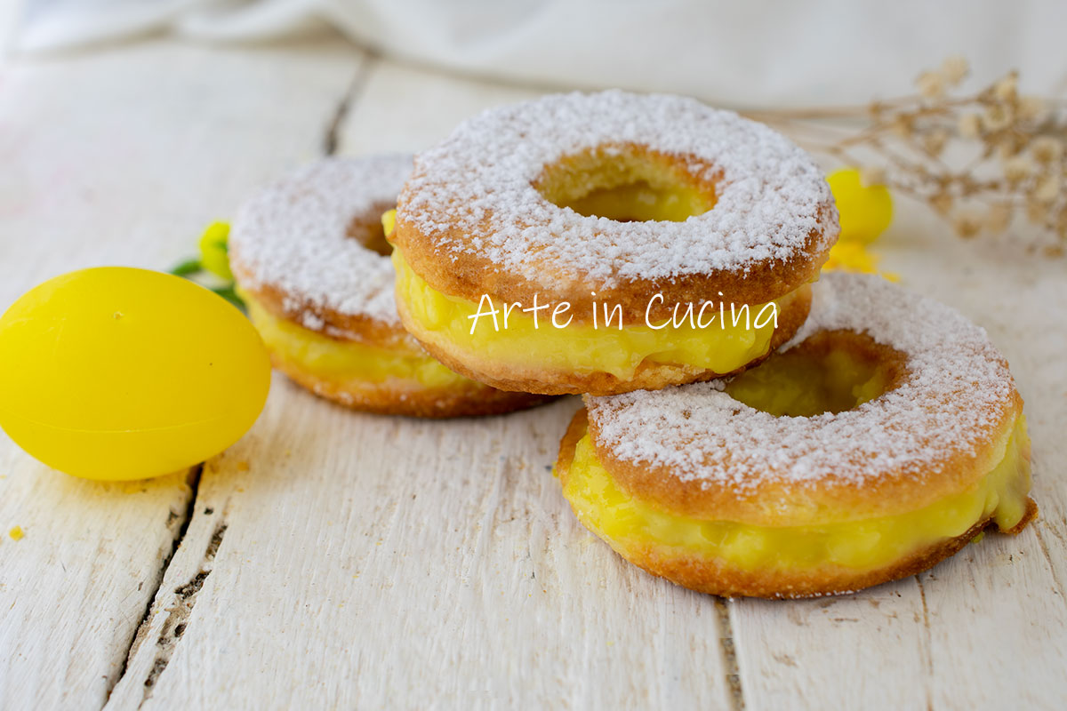 Ciambelline di Pasqua biscotti alla crema