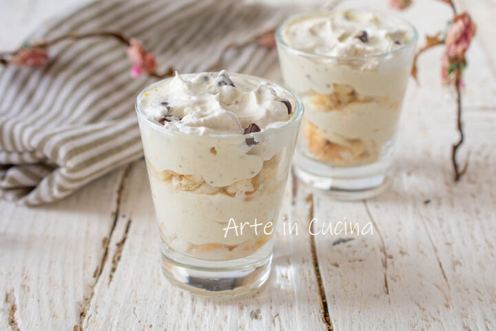 Tiramisù con crema diplomatica e gocce di cioccolato