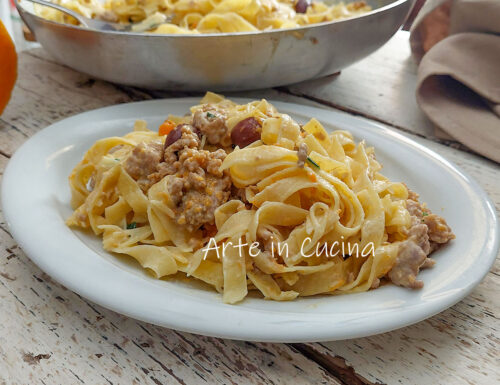 TAGLIATELLE ZUCCA e SALSICCE risottate