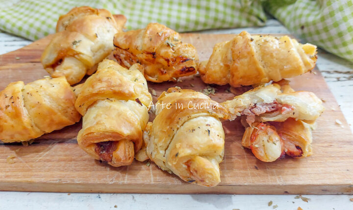 CORNETTI di SFOGLIA alla PIZZAIOLA