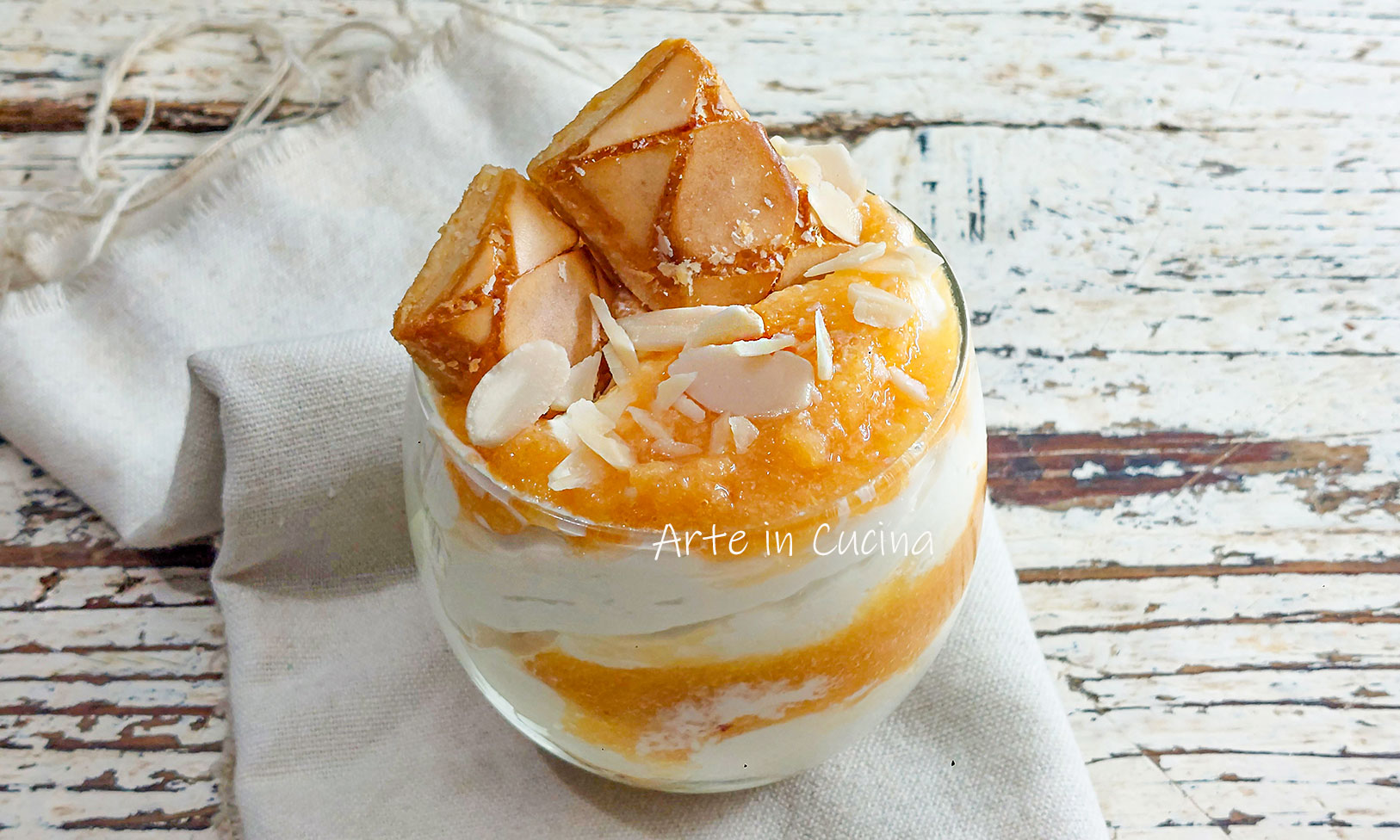MOUSSE alle PESCHE con SFOGLIATINE glassate