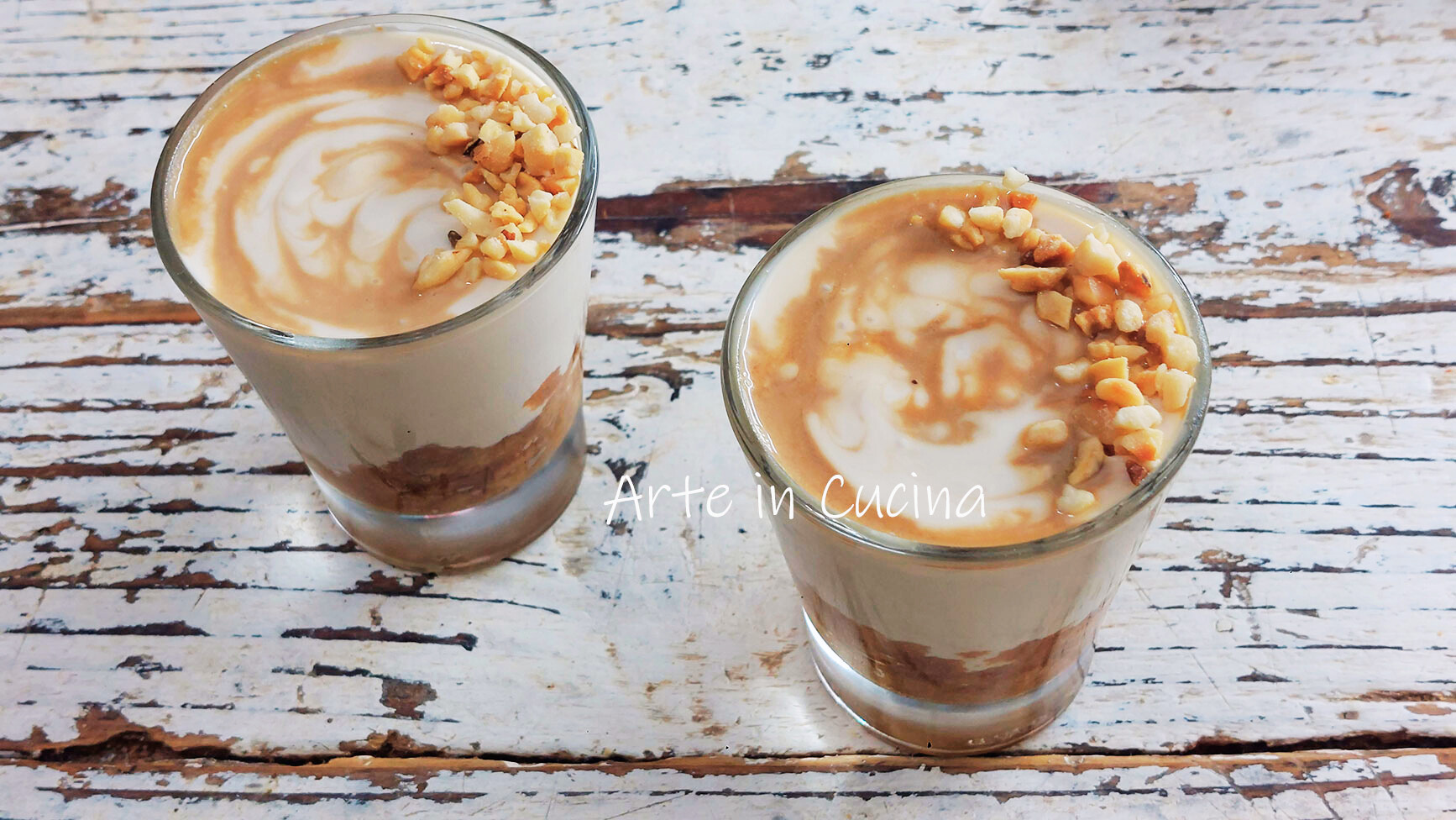 CHEESECAKE allo YOGURT al caffè nel bicchiere