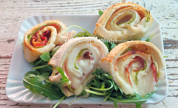 ROTOLINI di PANE con PANCETTA e zucchine
