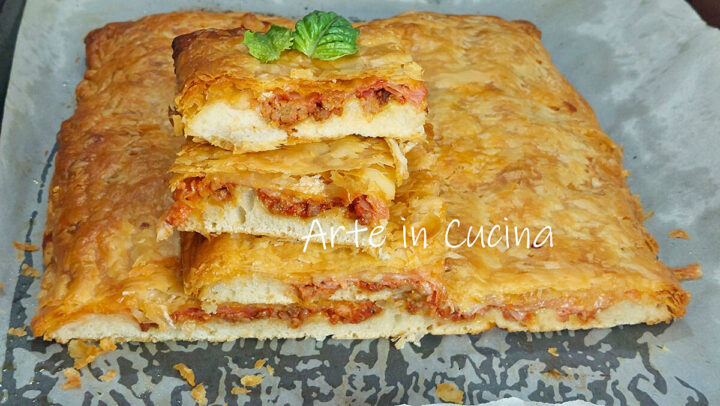TORTA RUSTICA PARIGINA salata con carne macinata