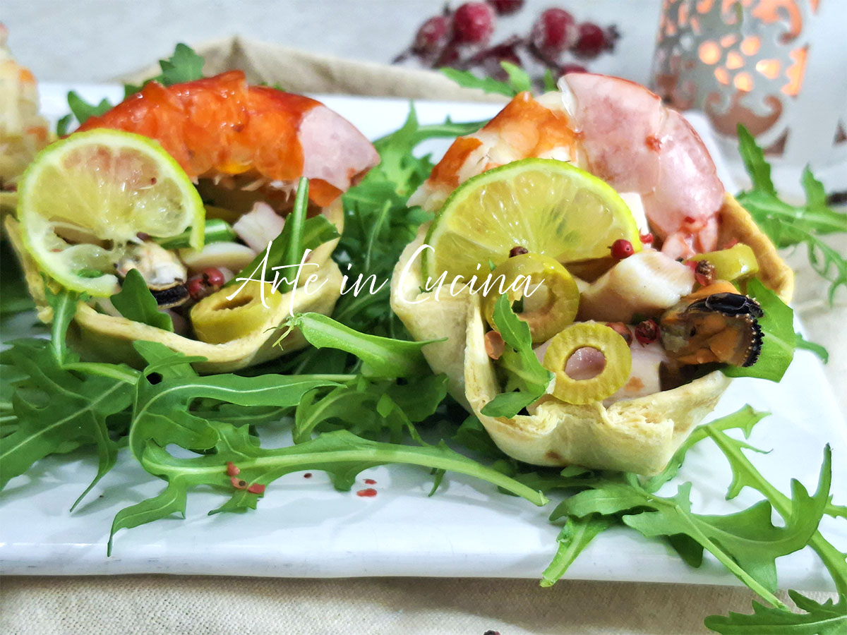 ANTIPASTO di MARE cestini di PIADINA ripieni