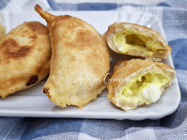 SAMBOUSEK fagottini al formaggio