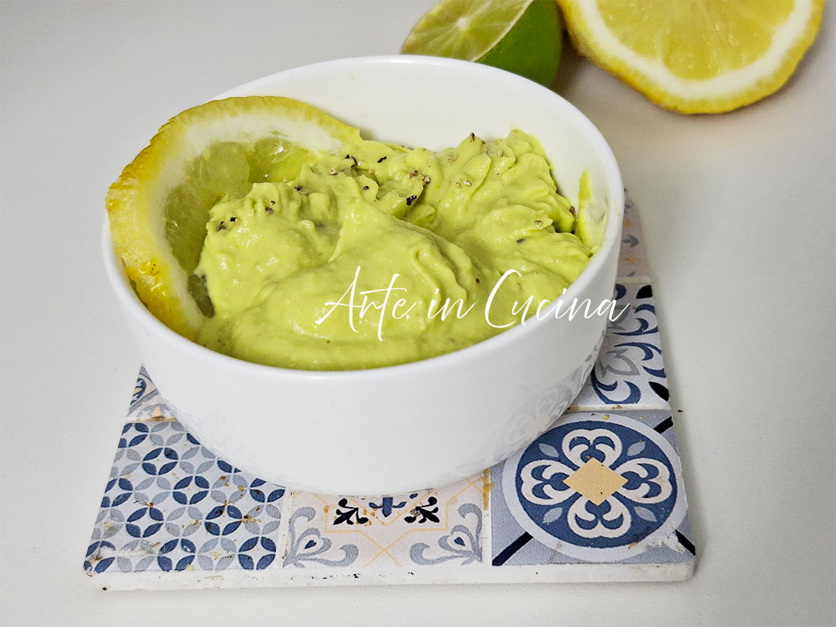 MAIONESE di AVOCADO e UOVA SODE salsa di avocado veloce