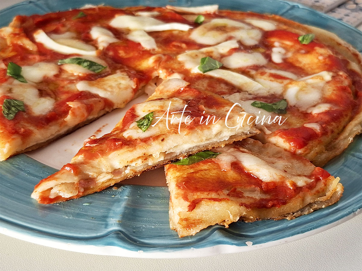 PIADINA FARCITA con SPECK e STRACCHINO