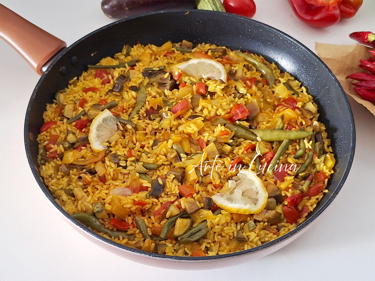 PAELLA VEGETARIANA ricetta con verdure e zafferano