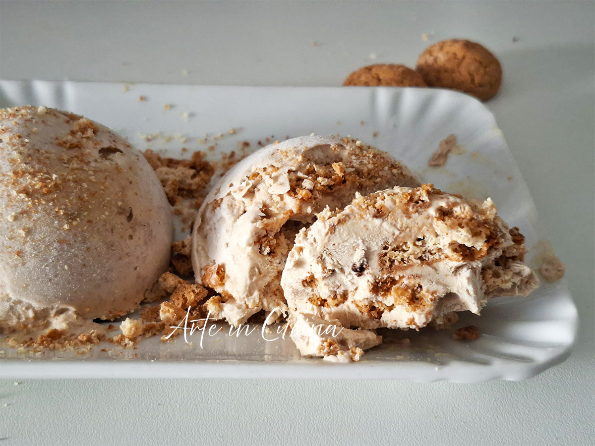 Tortine di amaretti al caffè dolci freddi veloci