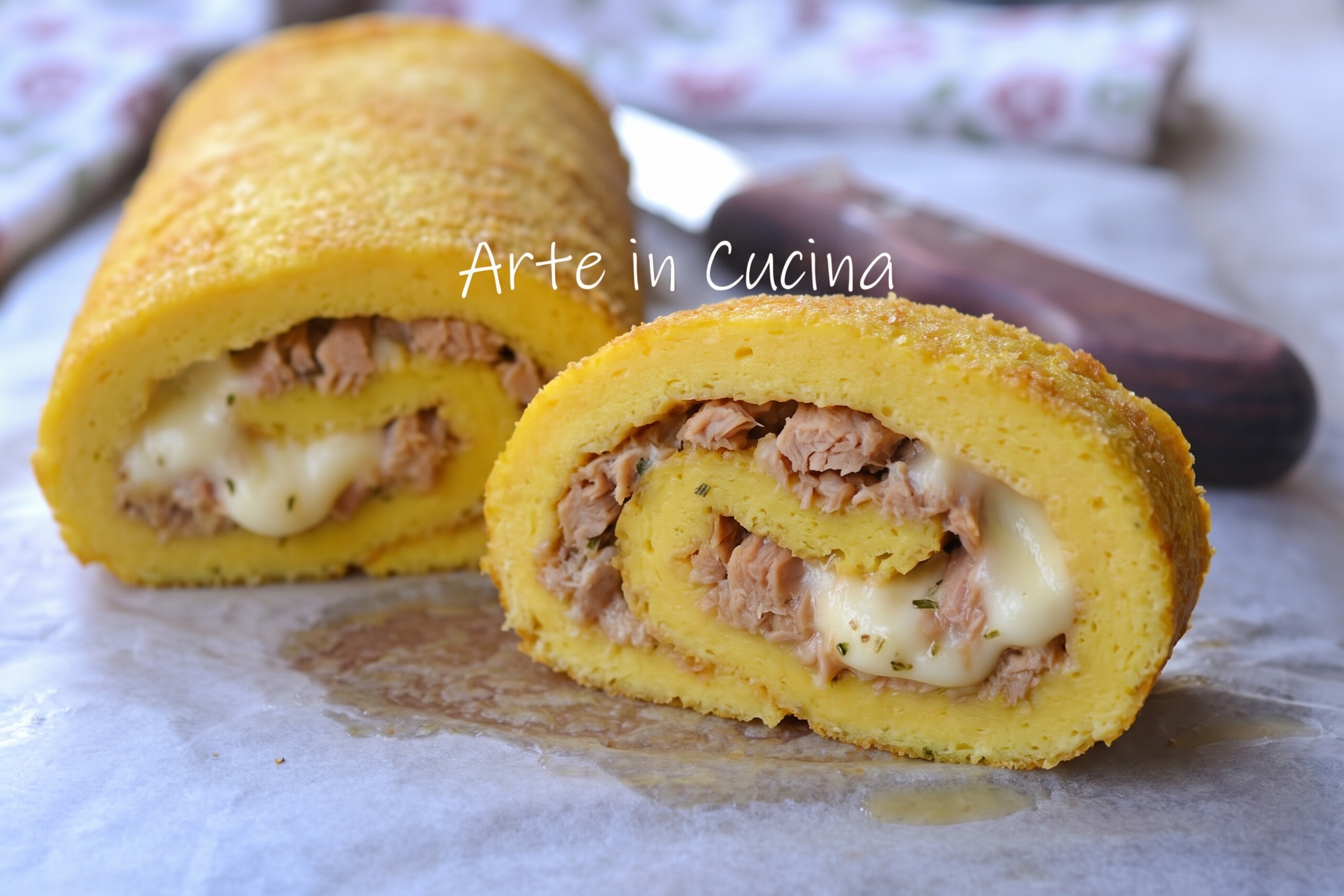 Rotolo di frittata con tonno e provola