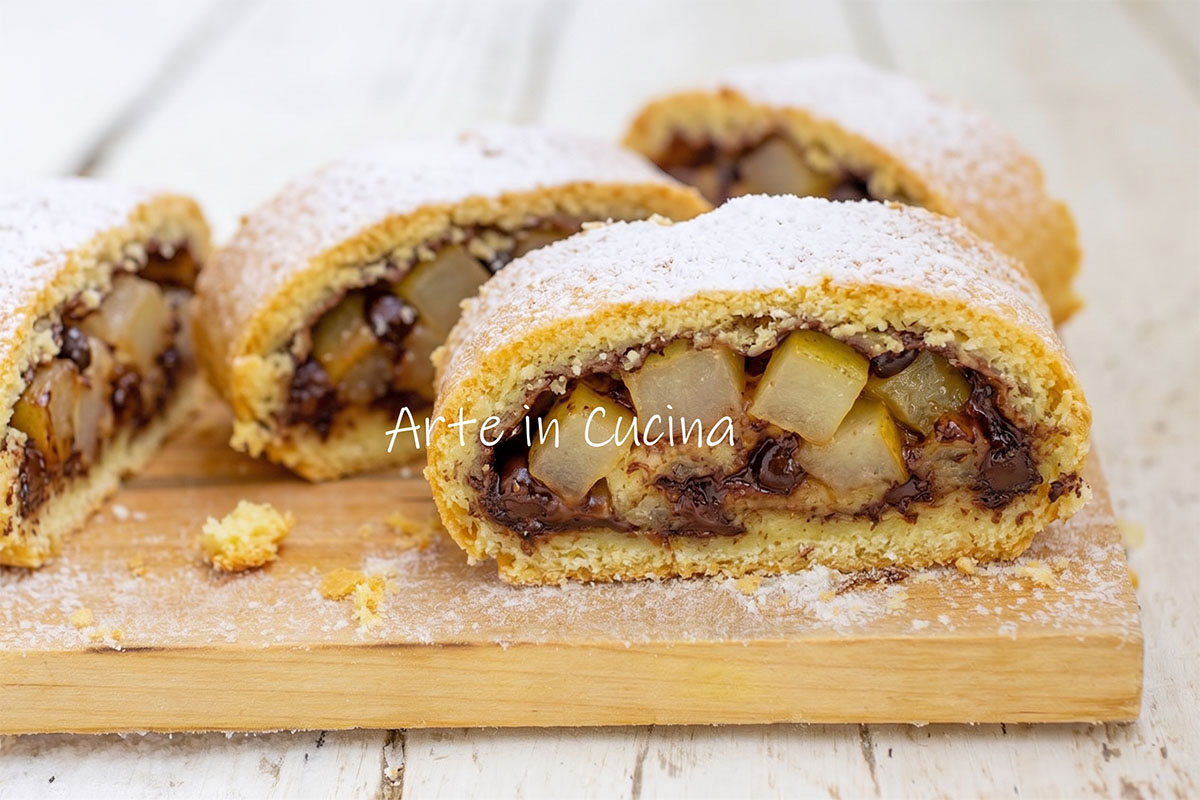 Crostata arrotolata pere e cioccolato