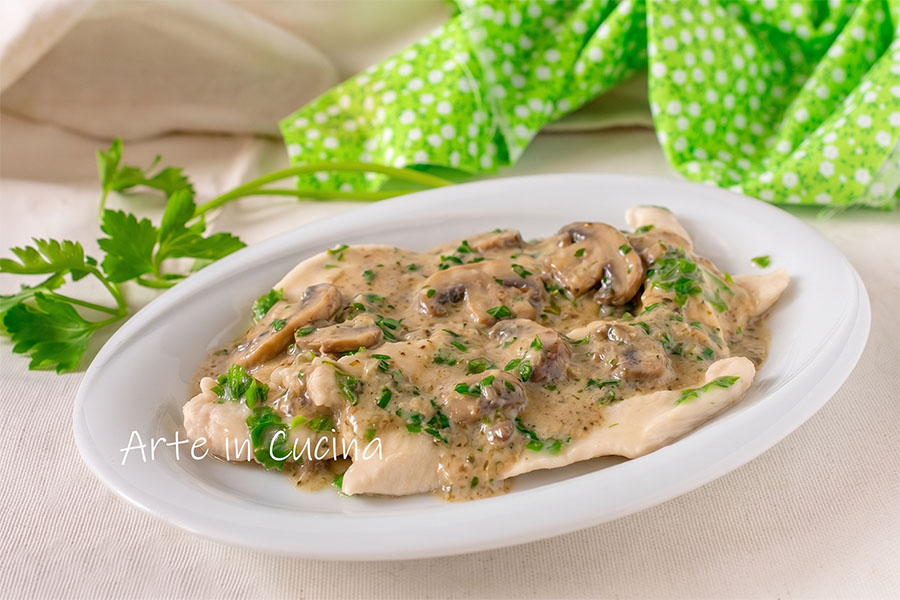 Scaloppine ai funghi: ricetta veloce in padella