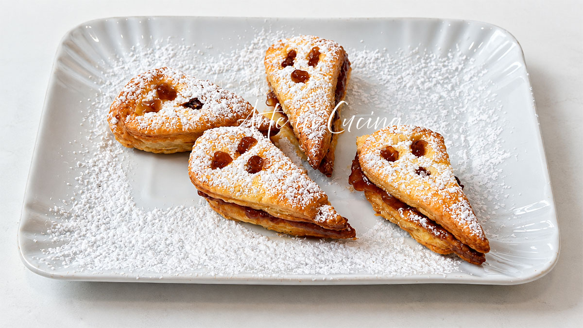 Fantasmini alla marmellata: biscotti di sfoglia