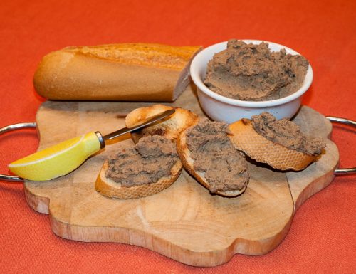 Crostini toscani con fegatini, ricetta di famiglia