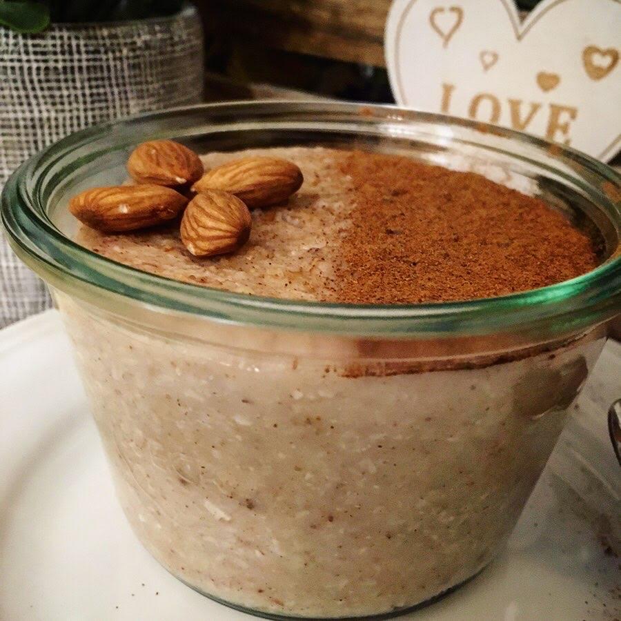 Porridge mandorle e cocco con farina di avena - Volersi bene mangiando