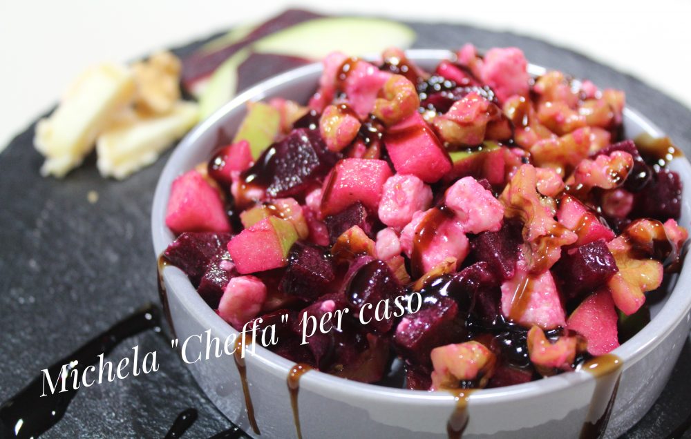 Barbabietola rossa mela verde noci e caprino ⋆ Michela Cheffa per caso