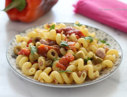 Pasta fredda con peperoni grigliati